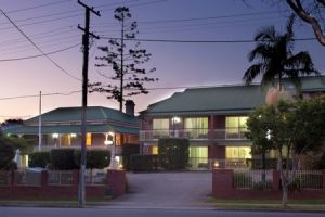 Aabon Holiday Apartments  Motel - Accommodation Sunshine Coast